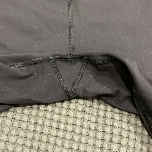 LULULEMON LEGGINGS - Picture 8 of 8